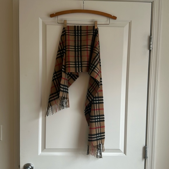 Men’s Burberry Cashmere Scarf - Picture 1 of 4